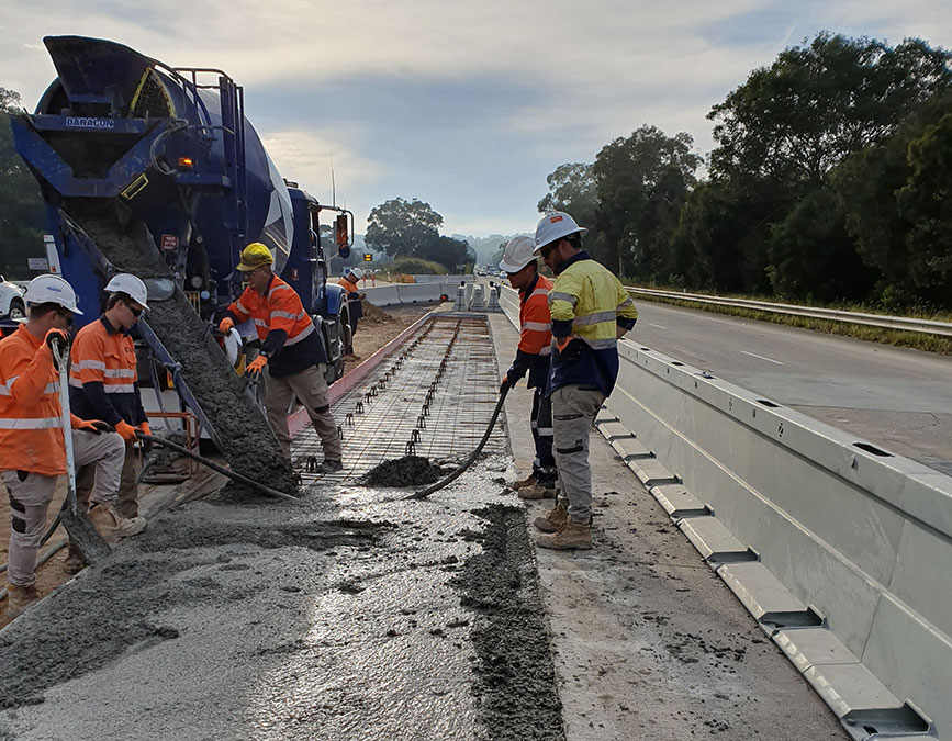 Building third lane on M1 southbound - May 2019