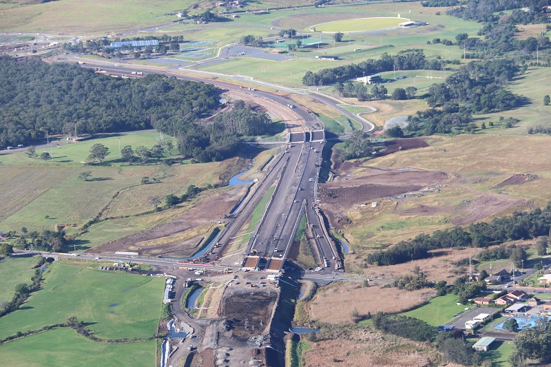 Tongarra Road looking south