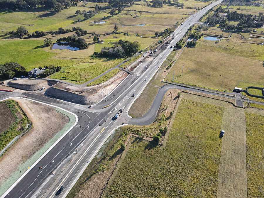 Croziers Road intersection looking north