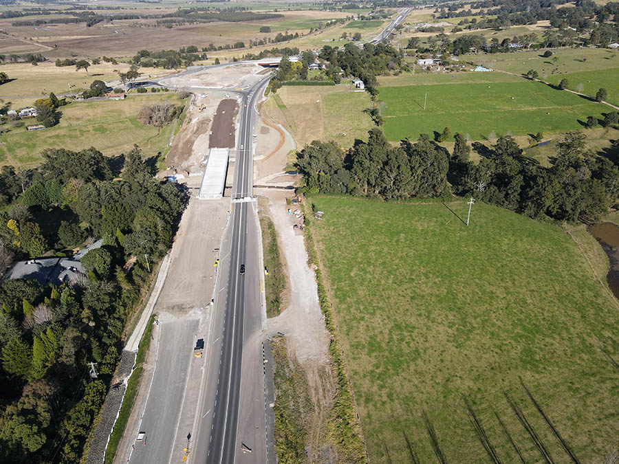 Work on the southbound carriageway north of Strongs Road