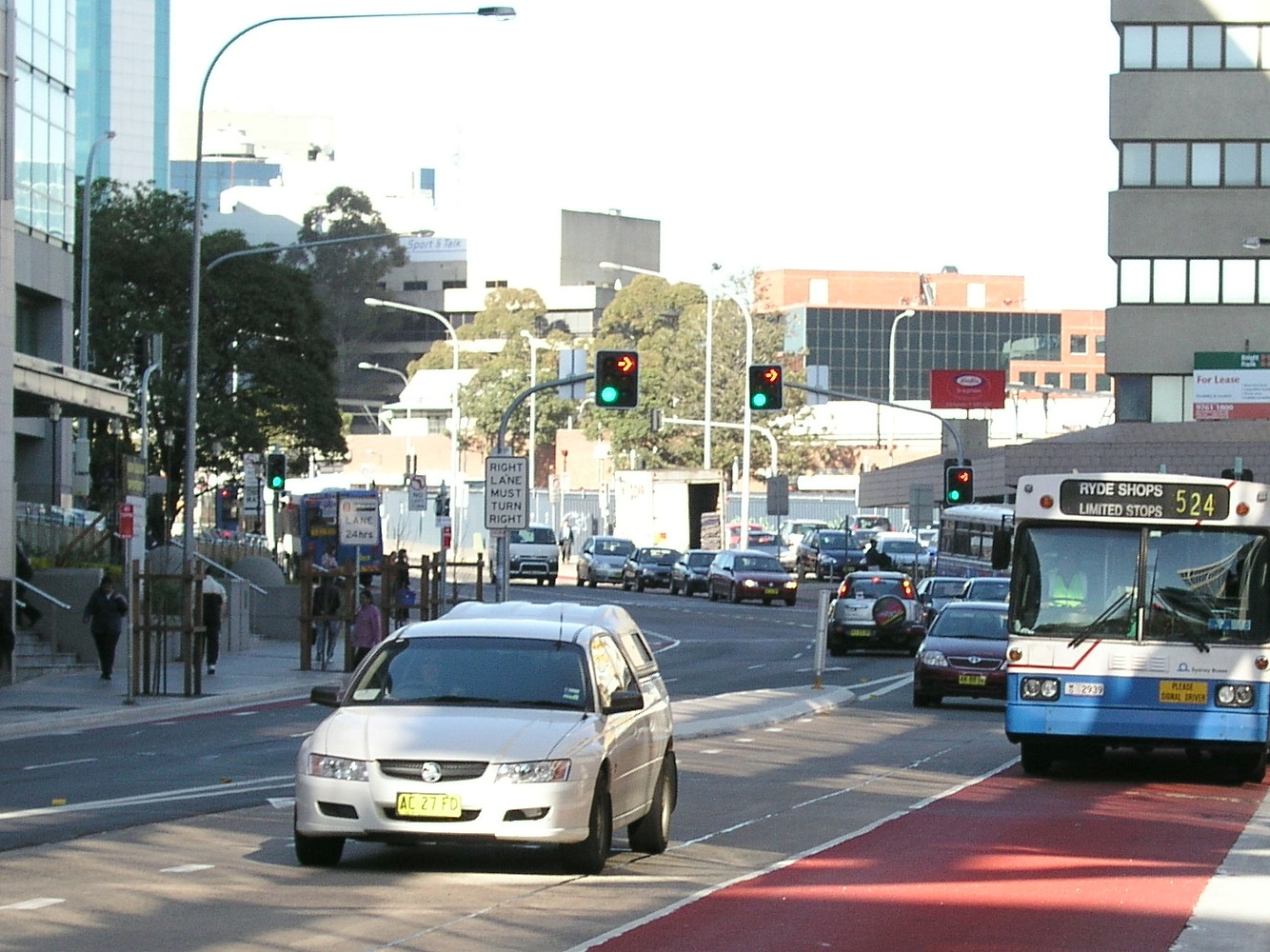 Bus lane in Smith Street, Parramatta