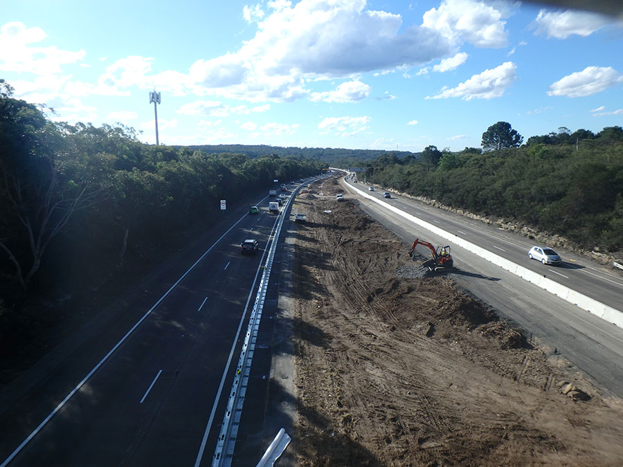View of M1 upgrade northbound from Reeves St overpass - July 2018