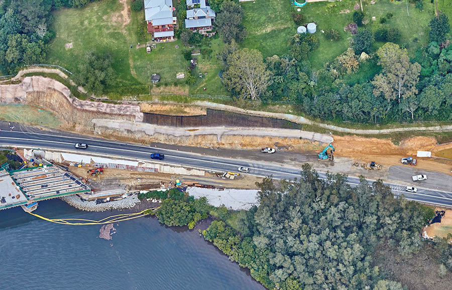 Abutment work and batter stabilisation on the western foreshore