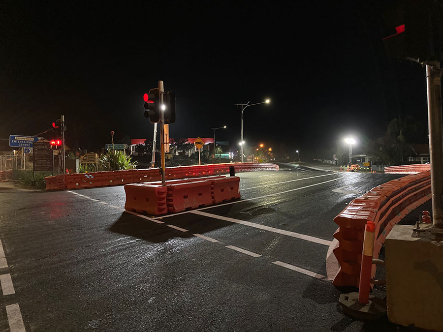 Intersection at Bridge Road