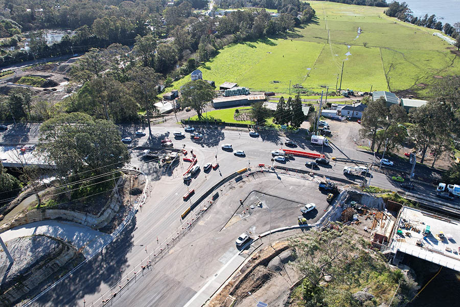 Princes Highway intersection with Illaroo Road