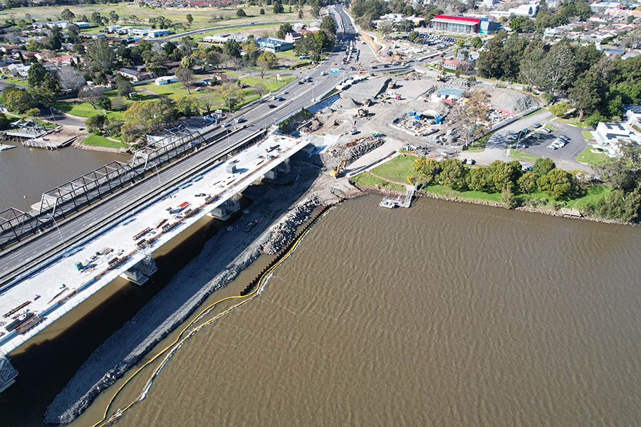 Temporary rock platform and the casting yard