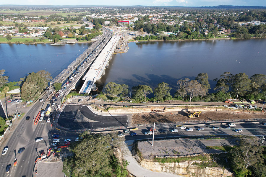 Nowra Bridge Project - Looking south over the Shoalhaven River