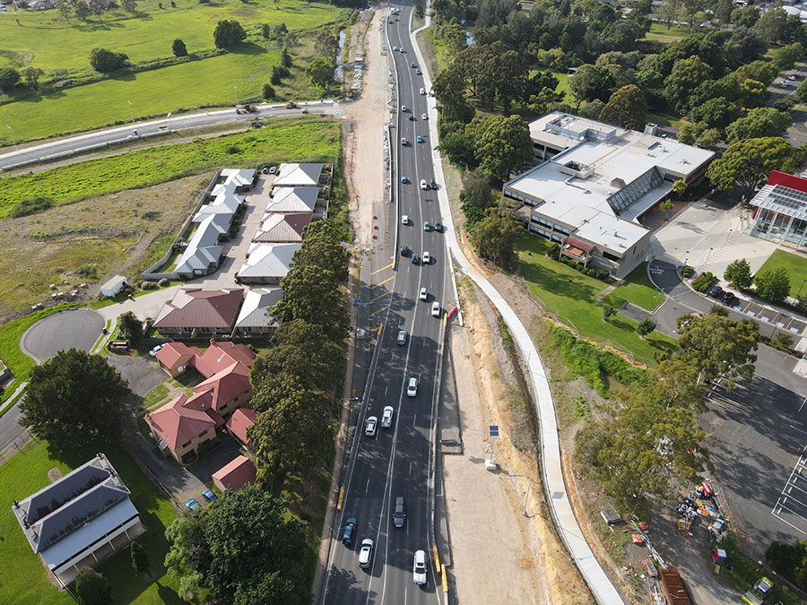 Princes Highway south from Bridge Road