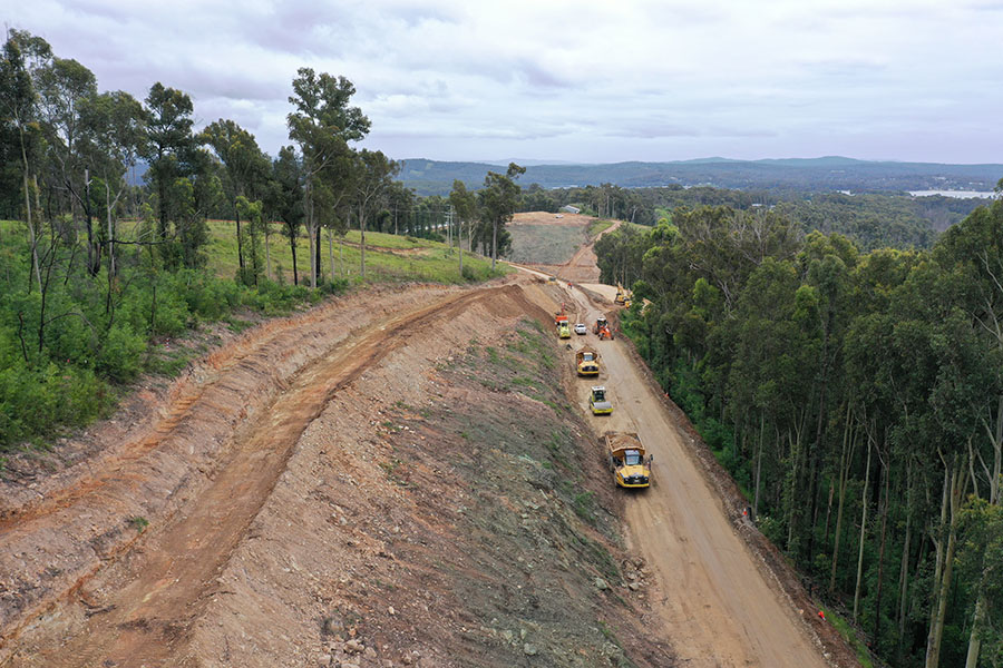 Work on the new Glenella Road