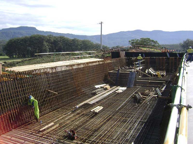 Steel reinforcement being placed onto Tindalls Lane bridge looking west - June 2015