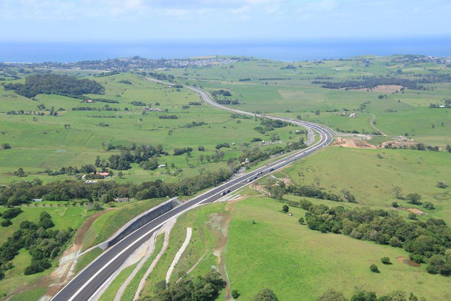 View of the new highway lanes looking north towards Gerringong - February 2017