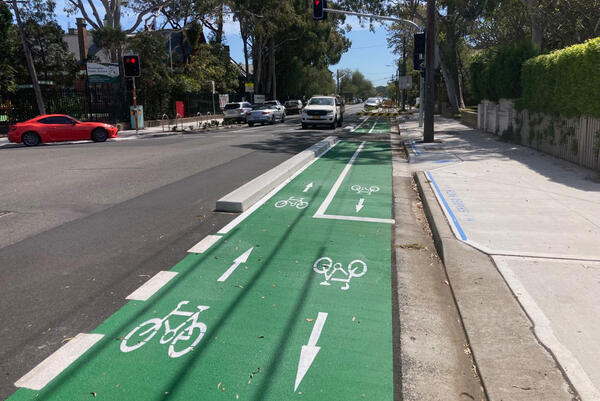 Kingsford to Centennial Park - Bi-directional cycleway with tim tam separators on road
