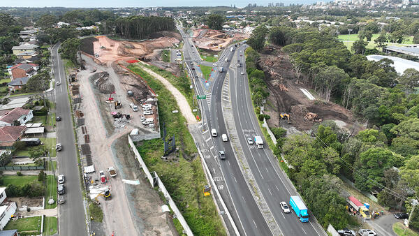 Looking east over intersection of M1 Princes Motorway and Mount Ousley Road