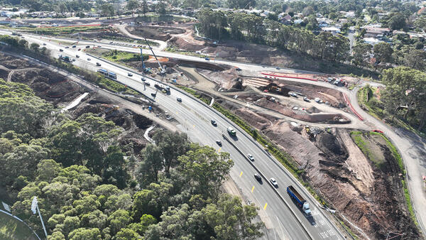 Looking north over intersection of M1 Princes Motorway and Mount Ousley Road