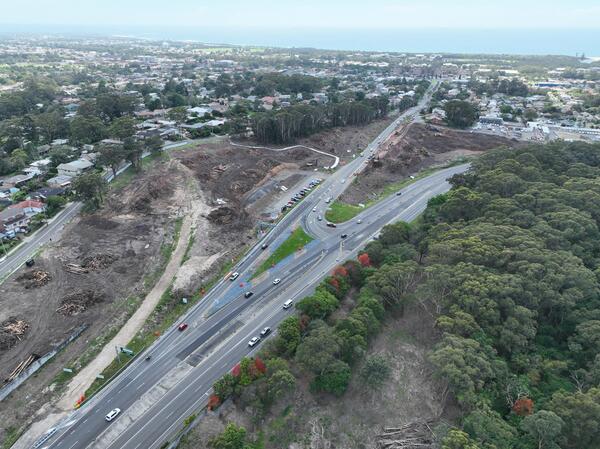 Dec 2024 - Looking north east over intersection of M1 Princes Motorway and Mount Ousley Road 2