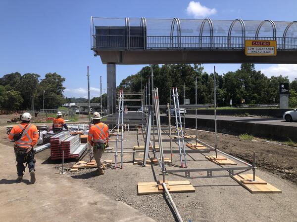 Dec 2024 - Pedestrian bridge over the M1 Princes Motorway at Northfields Avenue work