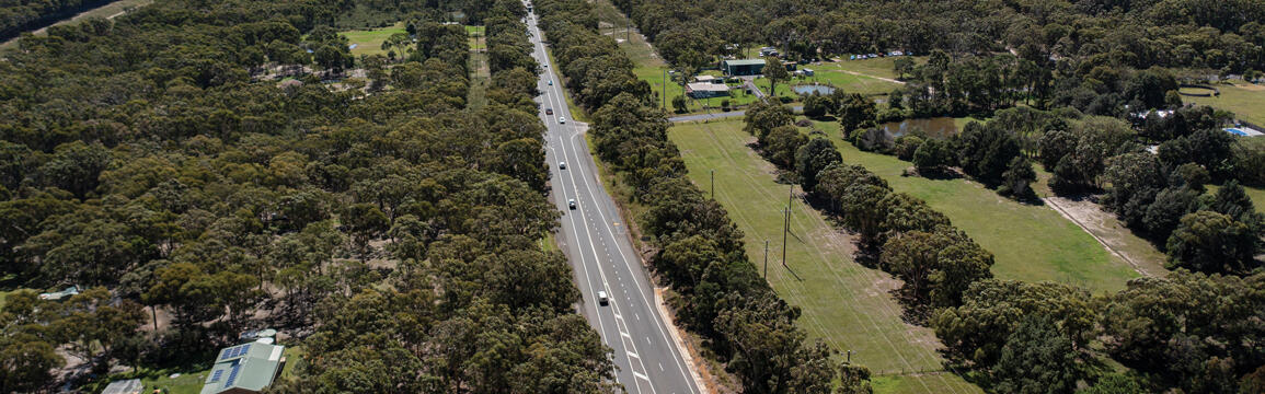 Princes Highway between Jervis Bay Road and Hawken Road looking north