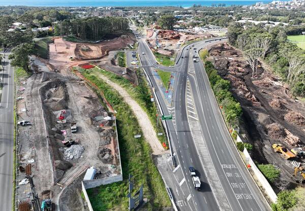 April 2025 - Looking east over intersection of M1 Princes Motorway and Mount Ousley Road